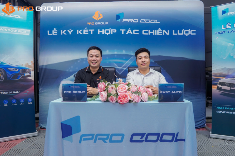 PRO GROUP ký kết hợp tác với đại lý Fast Auto